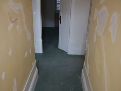 HALL PRINCIPAL1